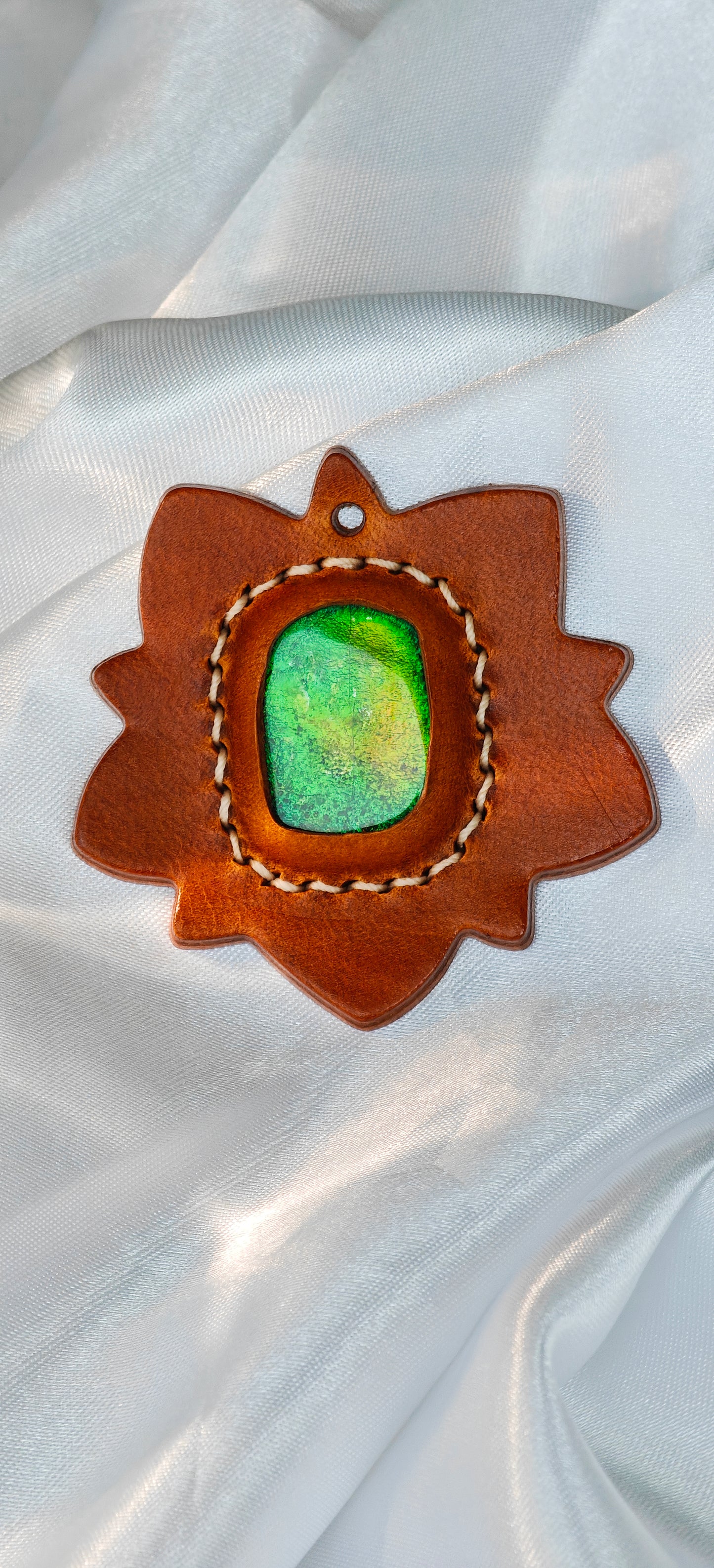 Warm Colors Freeze the Eternal Sunset-Wax Sunset Yellow Leather Meets Ammolite（Limited Sale)