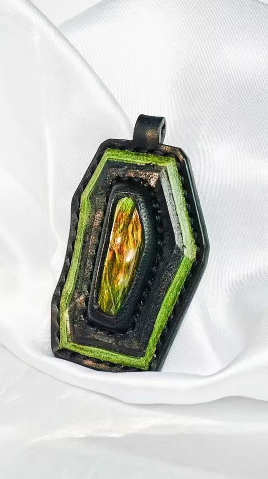 Handmade Italian Buttero Colored Top Layer Vegetable Tanned Leather Ammolite Pendant