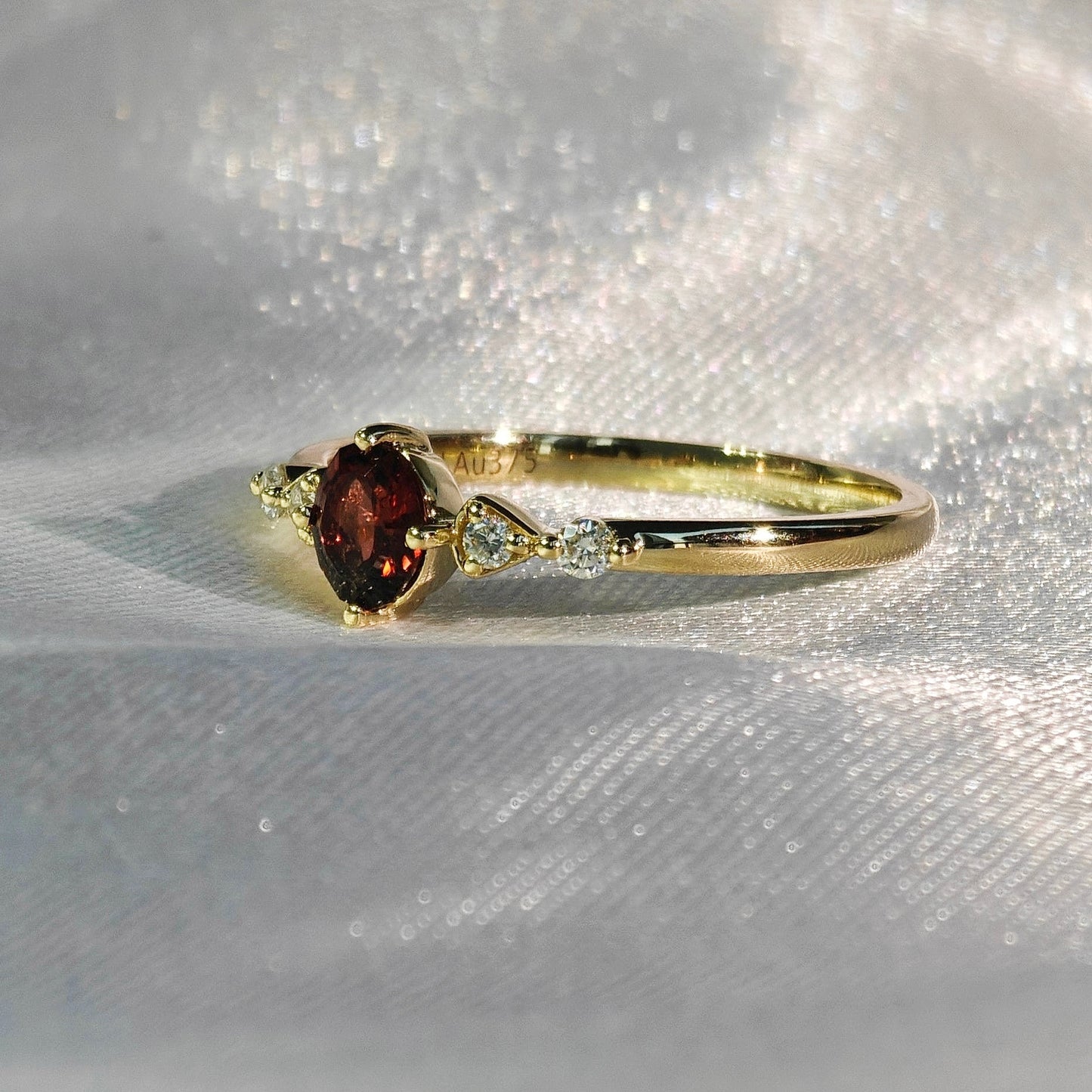 Round Red Spinel Polished Ring（Available Now）