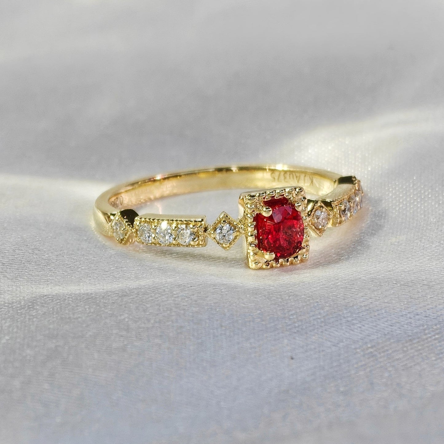 Red Spinel Polished Ring（Available Now）