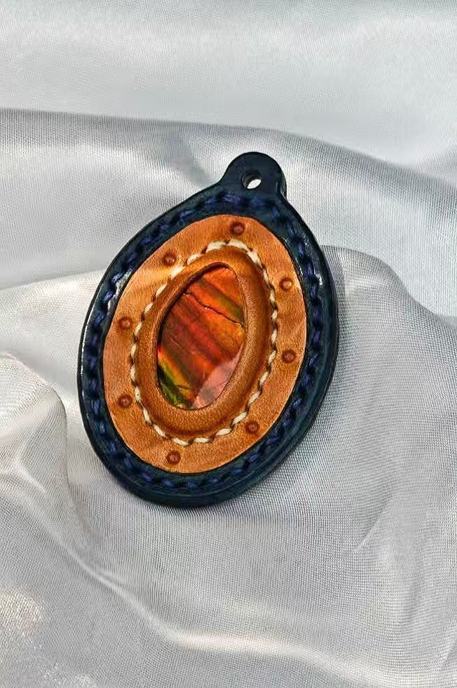 Oval Italian Buttero Vegetable Tanned Leather Ammolite Pendant