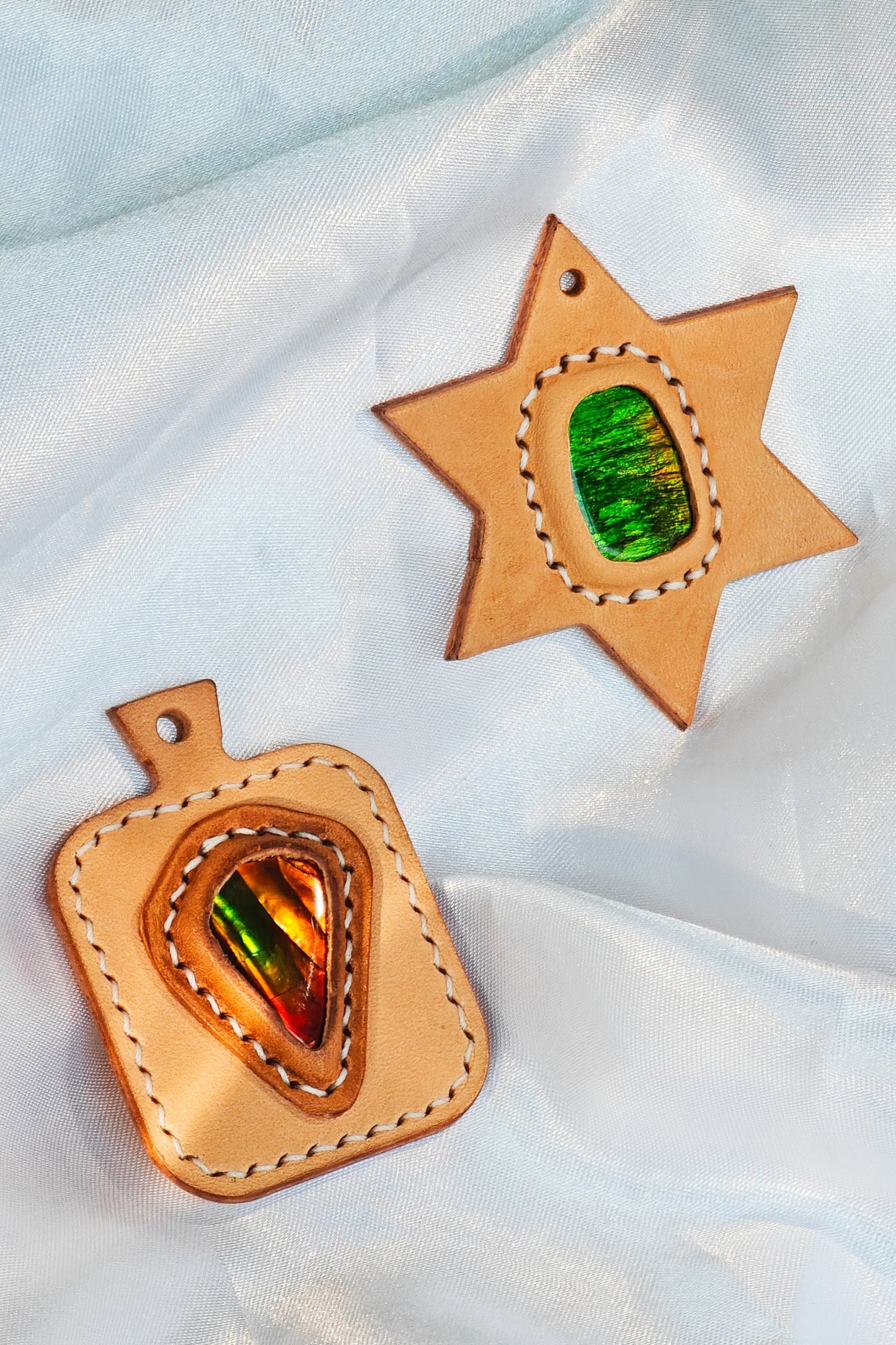 Ingenious: Tuscan Vegetable Tanned Leather Meets Mysterious Ammolite（Limited Sale）